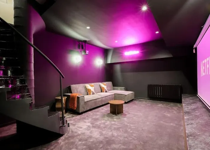 Sublime Duplex Avec Salle De Cinema