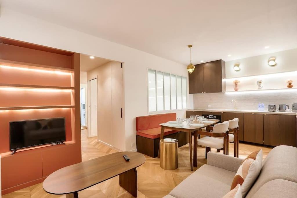Sublime Duplex Avec Salle De Cinema * Parigi